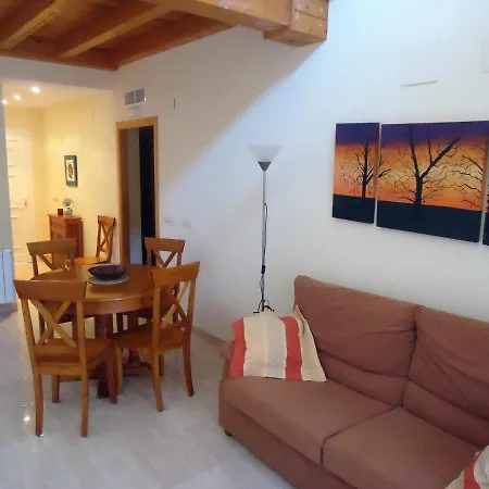 Ciudad Jardin Apartamento *