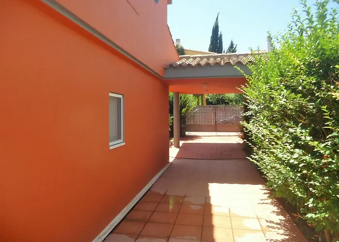 Ciudad Jardin Apartament *